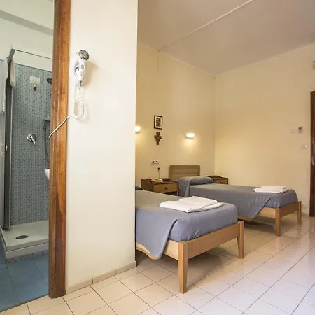 Istituto Piccole Ancelle Di Cristo Re Guest house Rome