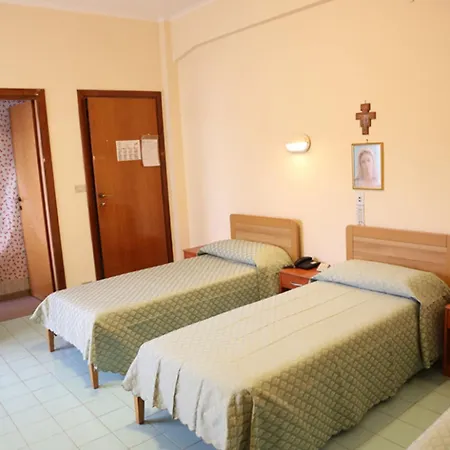 Guest house Istituto Piccole Ancelle Di Cristo Re Rome